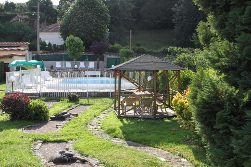 Les Portes Du Cantal Massiac Ngoại thất bức ảnh